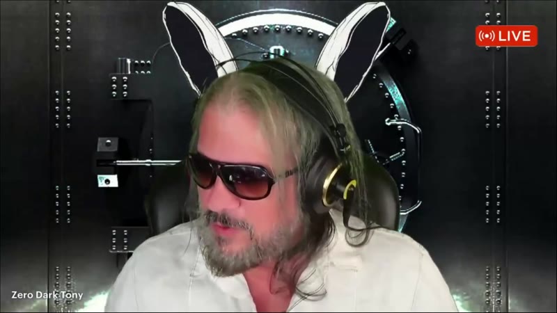 ZeroDarkTony Fantasizes About Prison Violence, Tells Griselda “I Hope You Get Hit by a Bus”